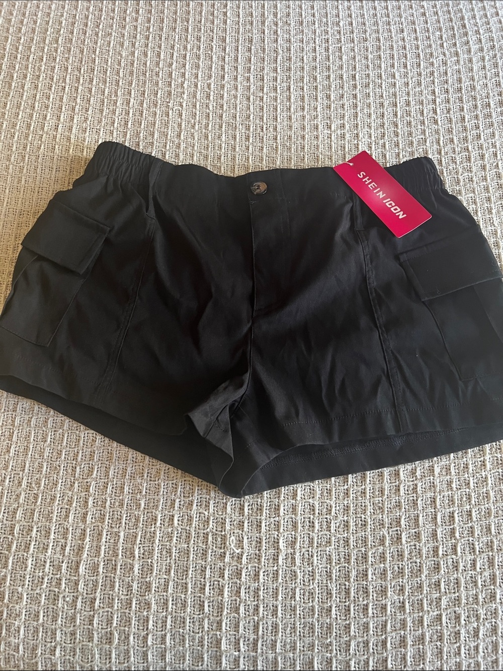 SHEIN Black Women’s Cargo Pocket Shorts